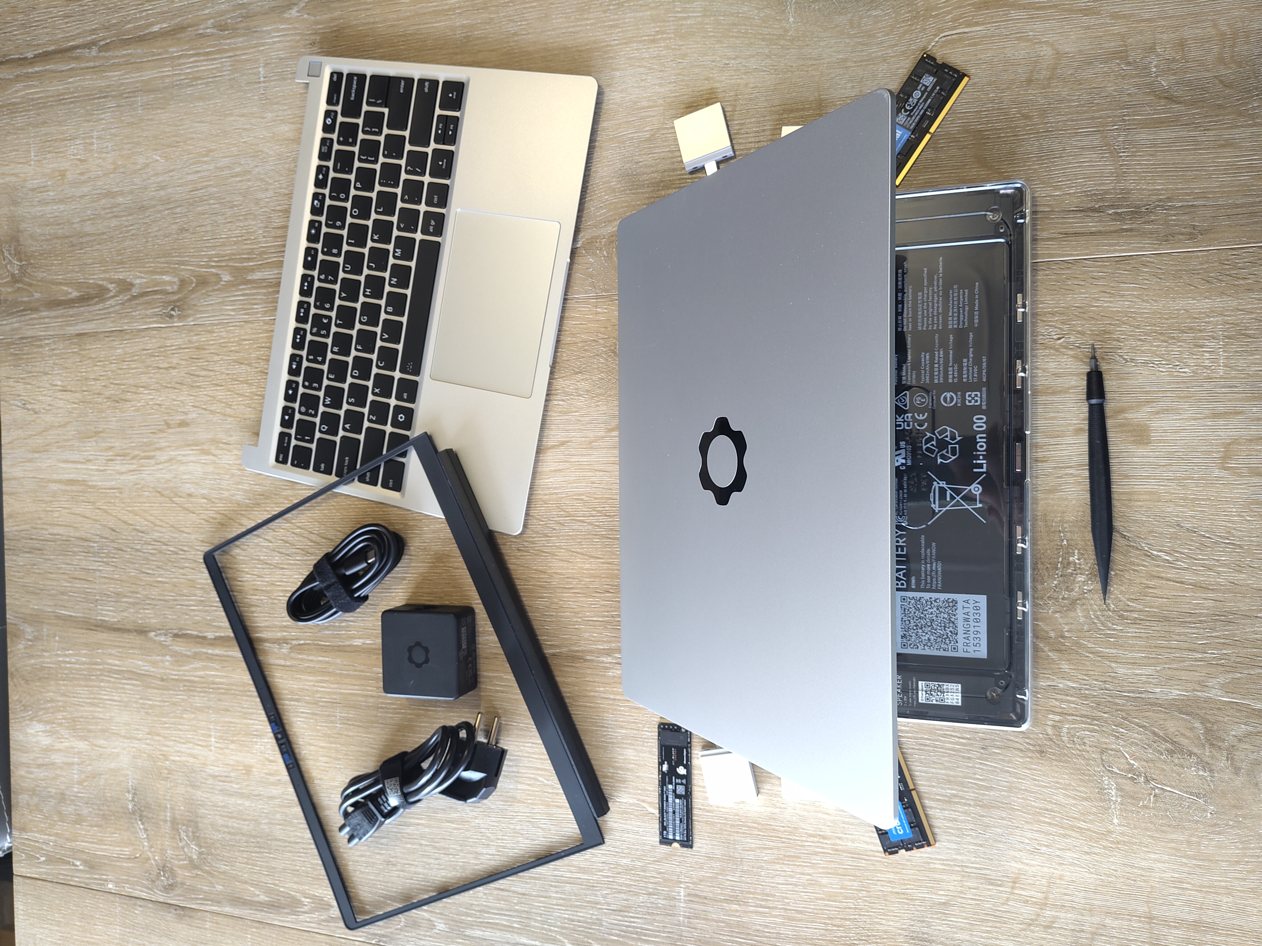 Framework DYI laptop in fragments